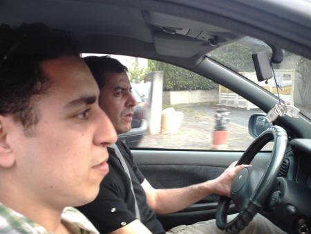 dans la voiture moi et  mon oncle